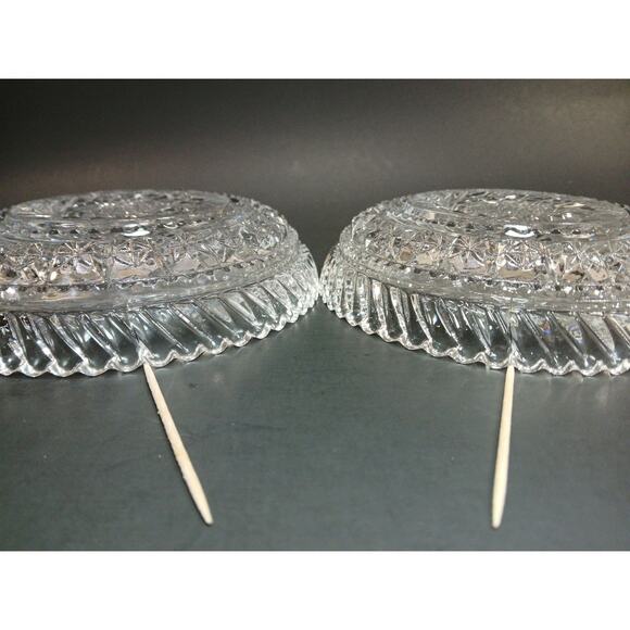 2 Vintage Fostoria Virgina Clear 5.5" Candy Bowls or Jewelry Dishes *Crack* - Picture 5 of 15